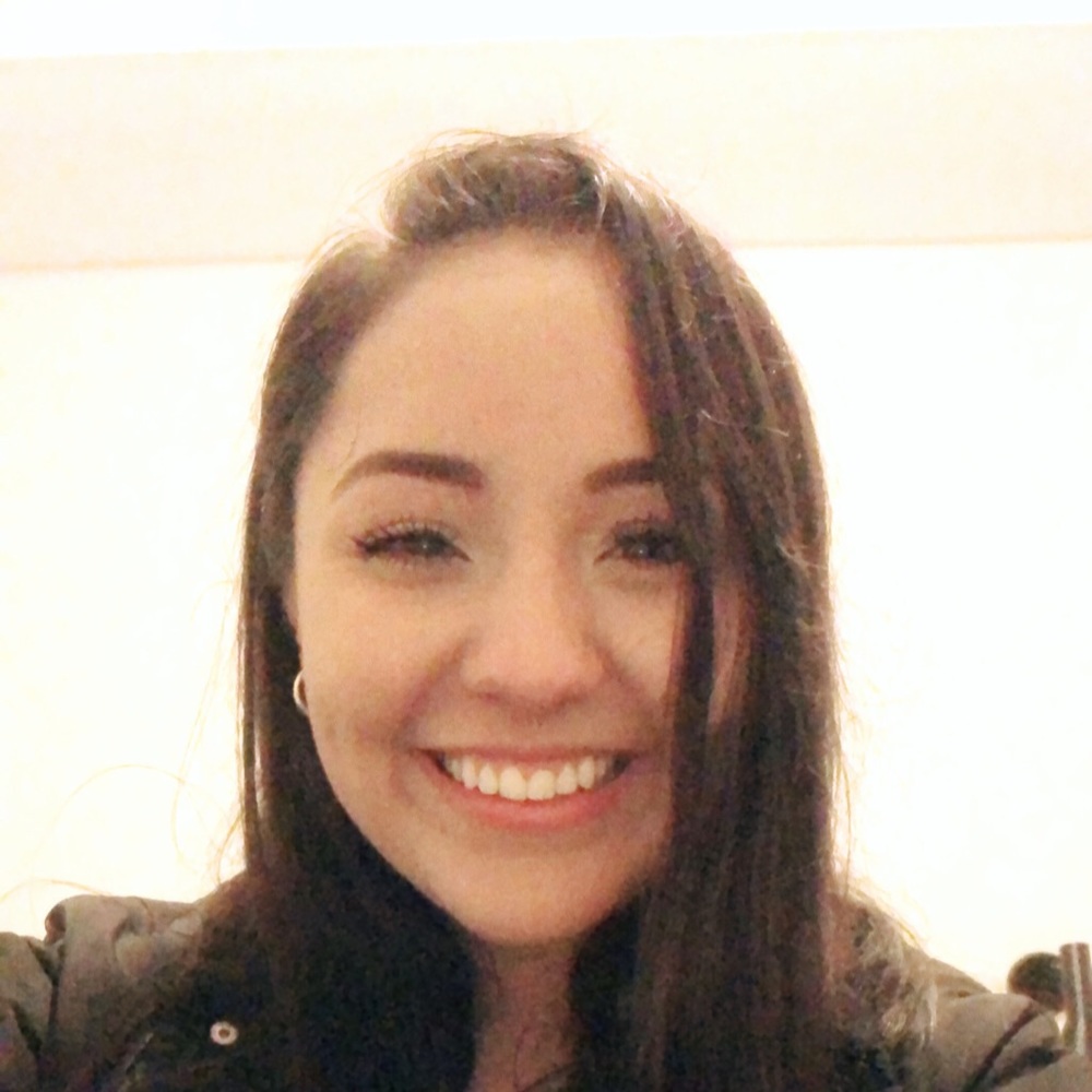 Meet your Posher, Alejandra